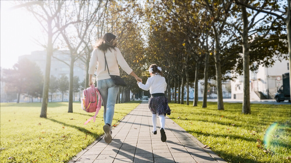  Новый режим влияет на моральное и физичесое состояние ребенка. Фото: Alexander Egizarov/shutterstock.com 